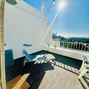 Ocean View Skyline ‚hakuna Matata' Apartamento